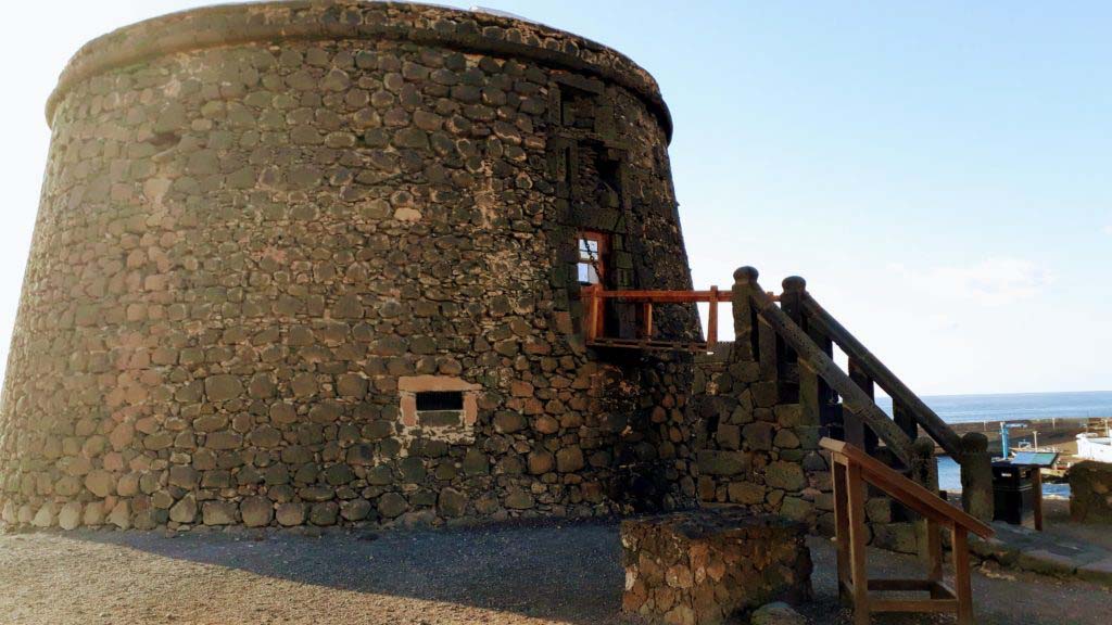 Fortified tower in El Cotillo