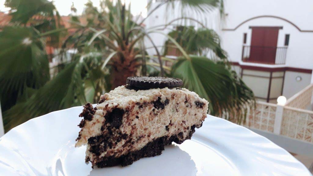 Vegan Oreo Cheesecake