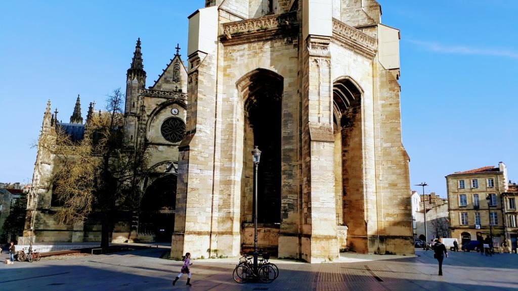 Basilique Saint-Michel mit Flèche Saint-Michel