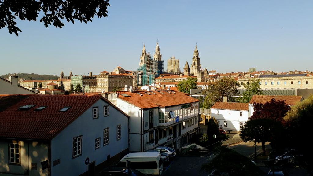 Blick auf die Kathedrale von Santigao de Compostela vom Parque da Alameda