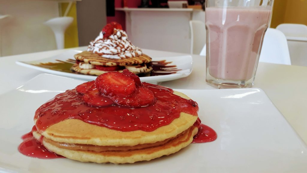 Hier hat wohl jemand seinen Kindheitstraum verwirklicht: Tweny Pancake, ein rein veganer Pfannkuchenladen in Lissabon