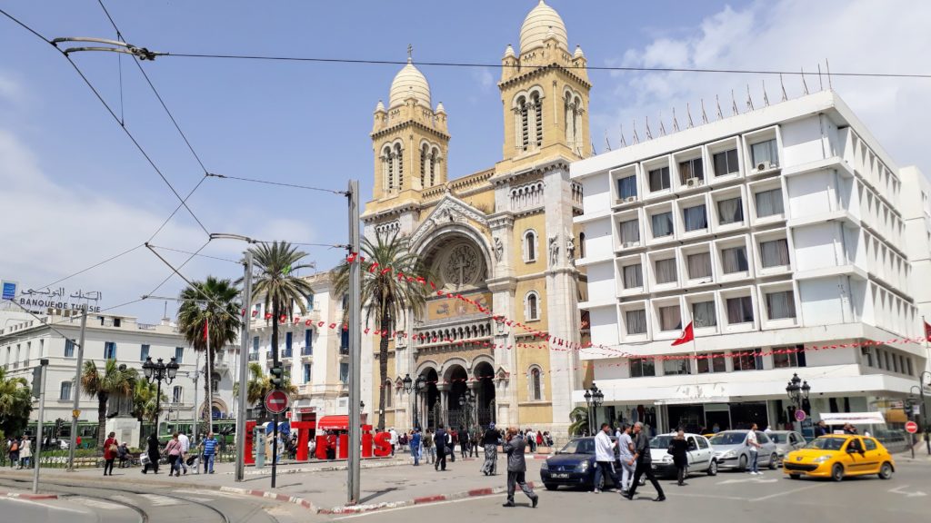 Vinzenzkathedrale an der Prachtstraße Avenue Habib Bourguiba