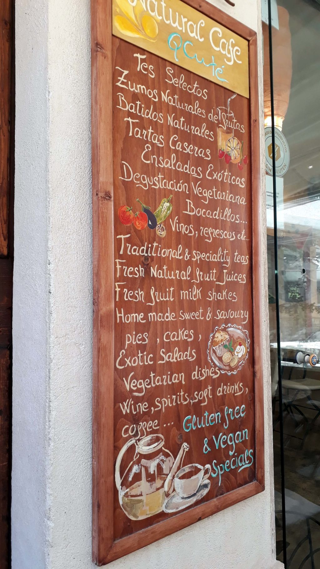 Vegetarisches Natural Café in Port d'Andratx, Mallorca