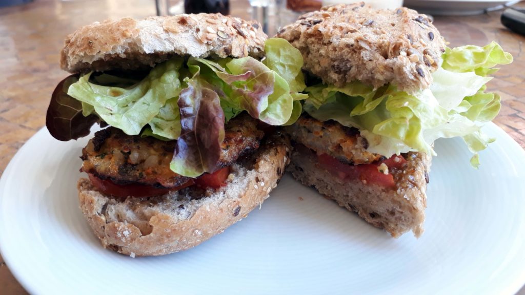 Veganes Essen von Natural Café in Port d'Andratx, Mallorca