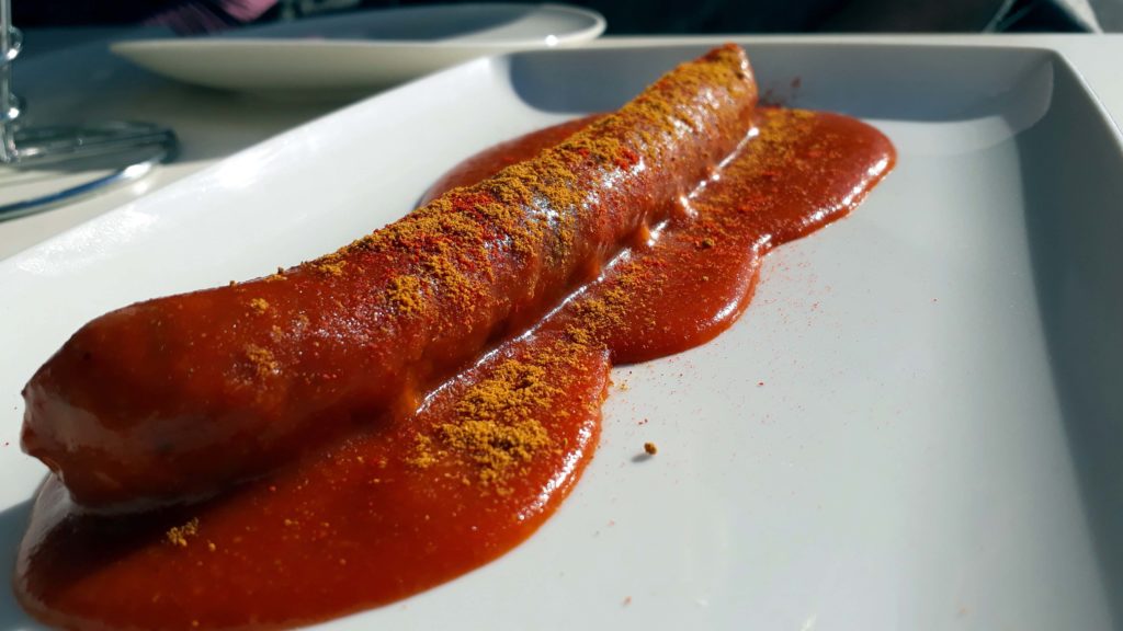 Vegane Currywurst bei Curry Style in Port d'Andratx, Mallorca