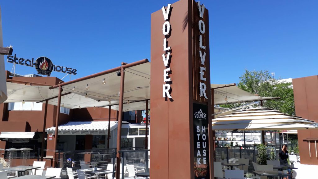 Volver in Port d'Alcúdia, Mallorca