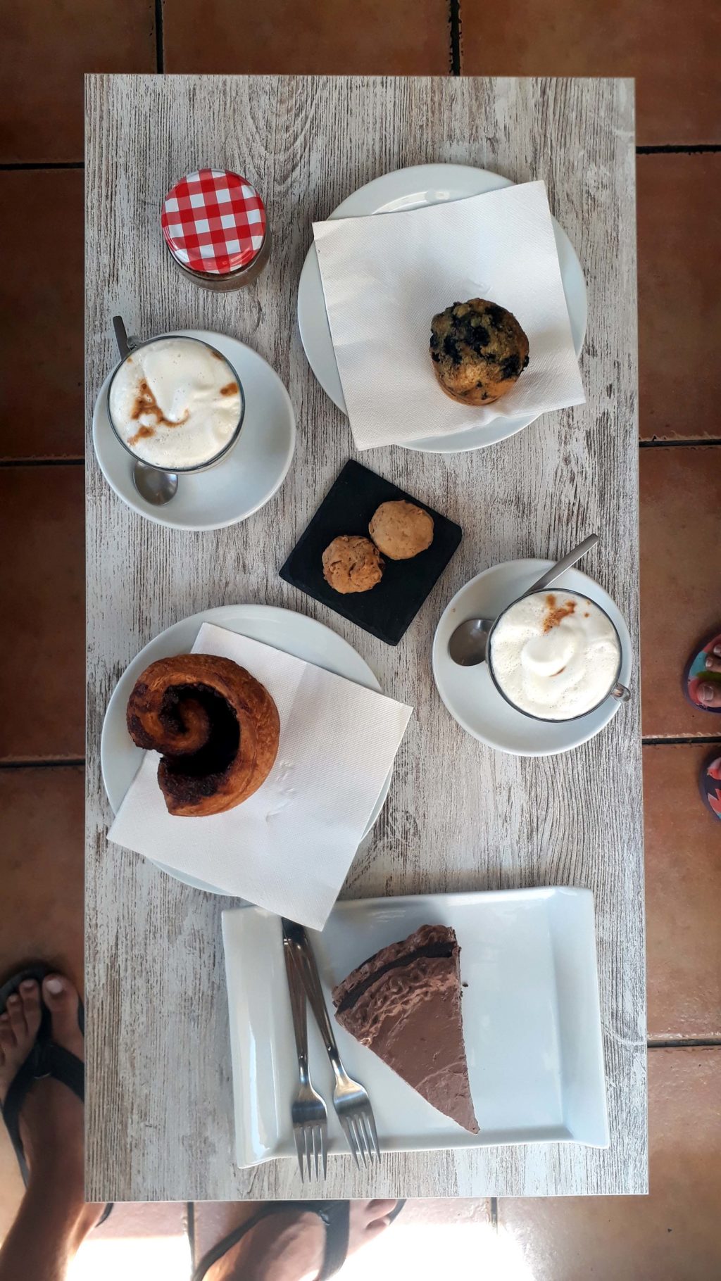 Allerhand vegane Leckerein im Tablespoon Bakery Cafe in Inca, Mallorca