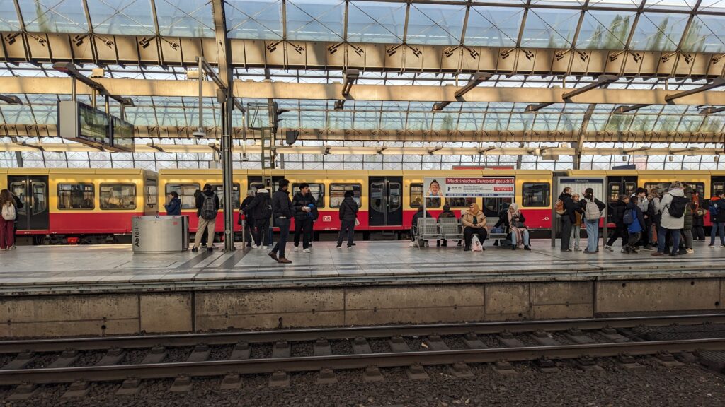 Reisen mit dem Zug gewinnen dank Nachhaltigkeitsgedanken immer mehr an Popularität