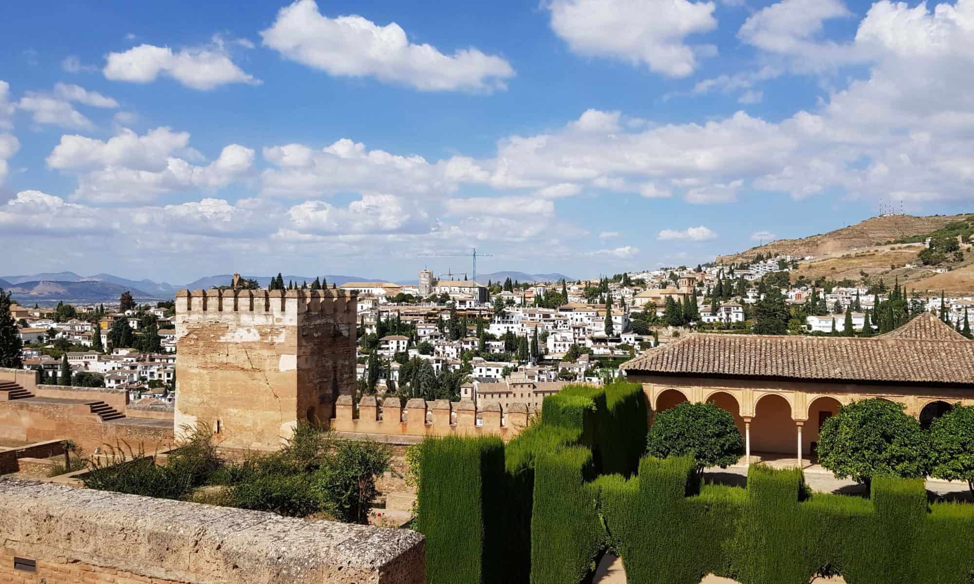 Granada: Top Sehenswürdigkeiten in 1-2 Tagen [+Karte]