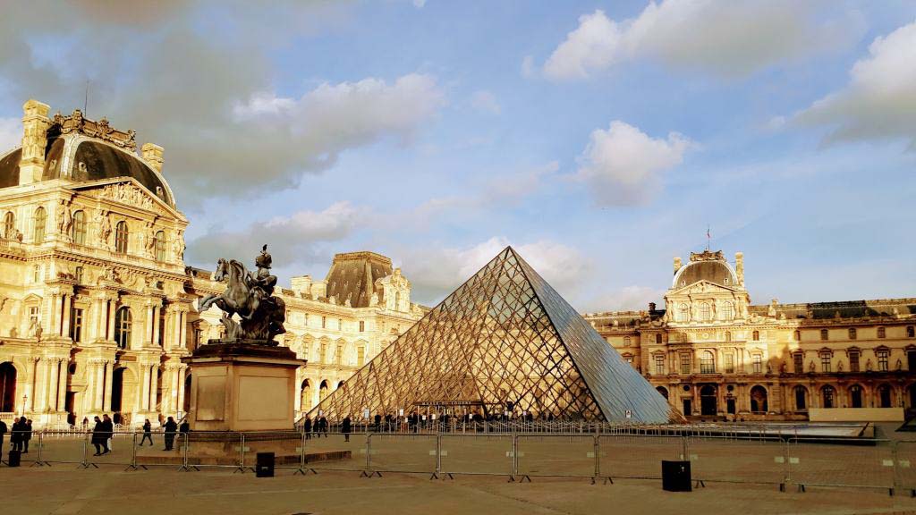 Louvre