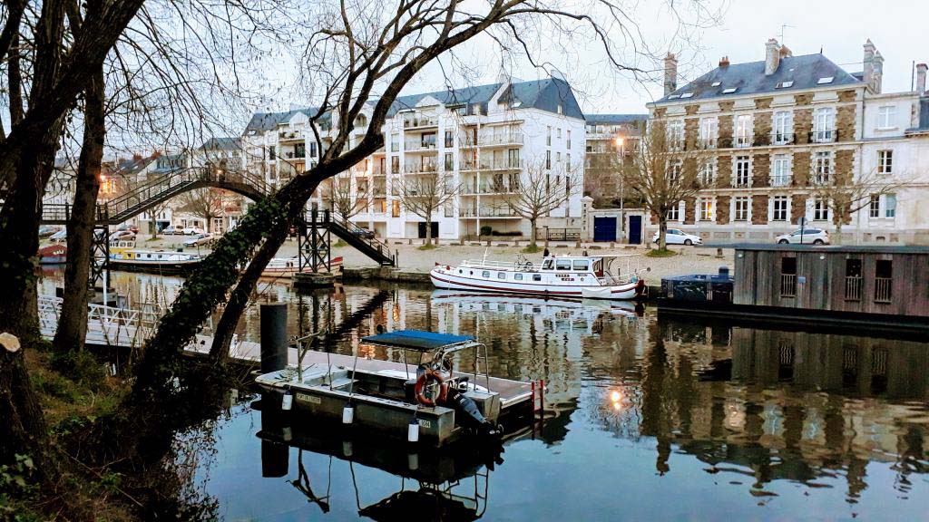 River Erdre at the Île de Versailles