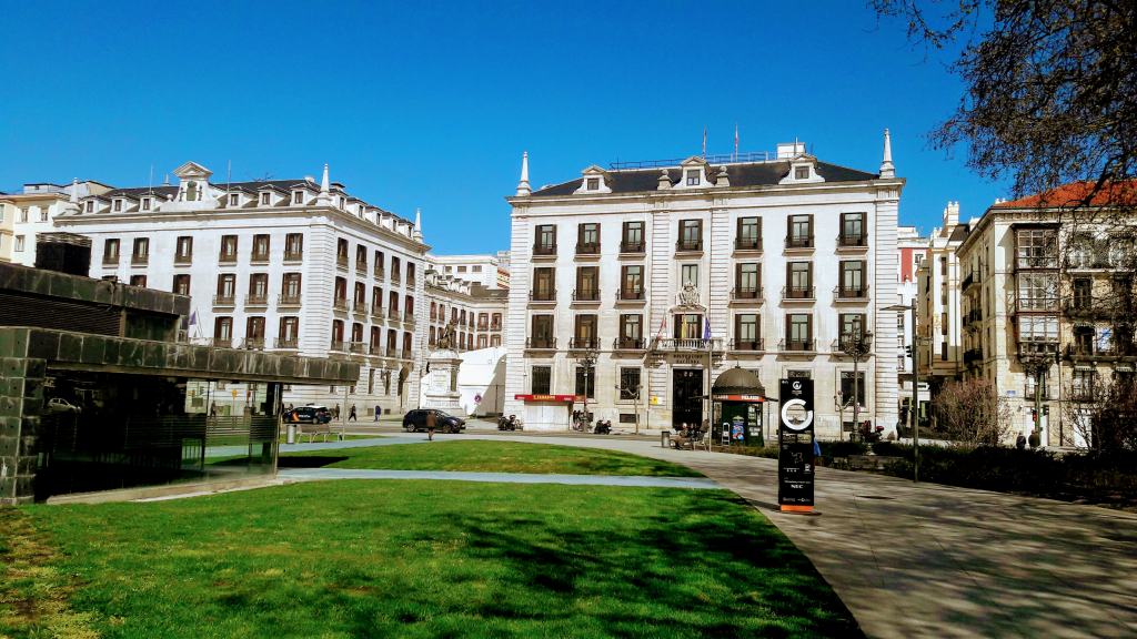 Plaza Porticada