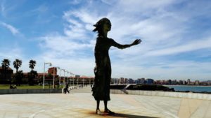 Monumento a la Madre del Emigrante