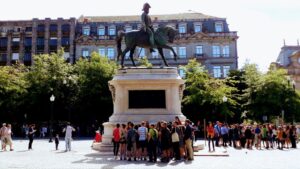 Equestrian statue Pedro IV at the Praça da Liberdade