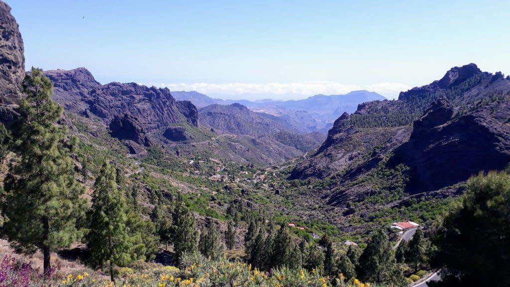 View from Roque Nublo plateau