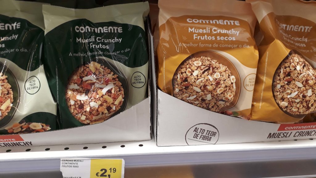 Vegan crunchy muesli from Continente