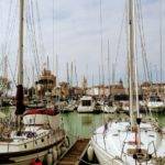 El viejo puerto (Le Vieux Port) con las tres torres