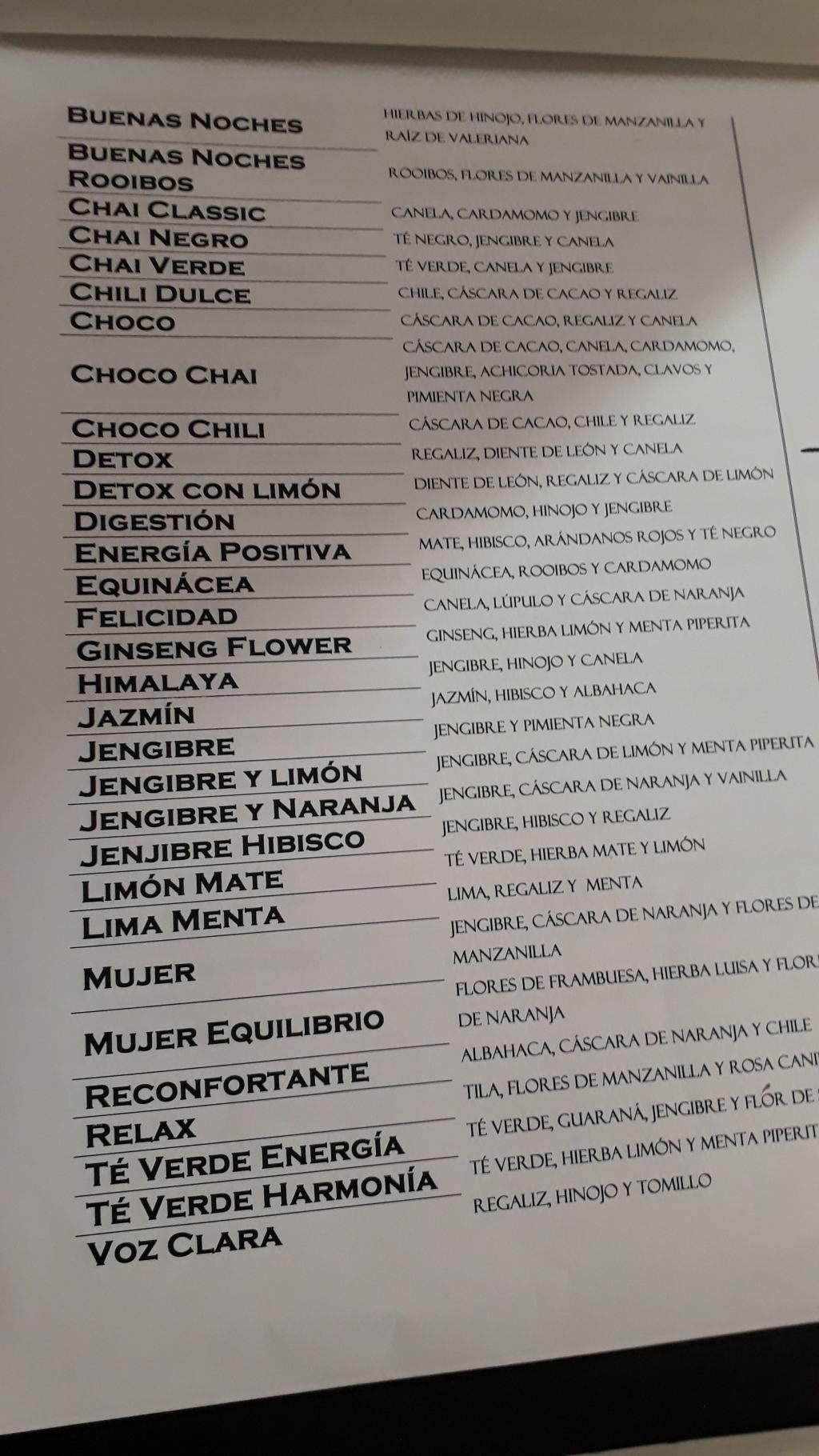 Selección de té en A Factoría Verde