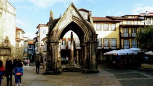 Padrão do Salado en el Largo da Oliveira