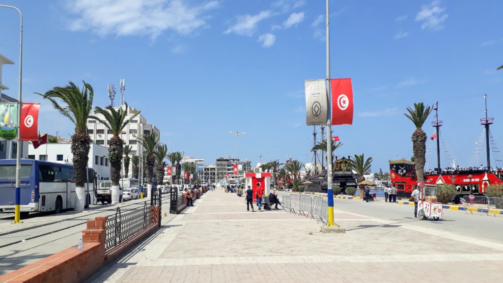 Paseo del puerto en Susa