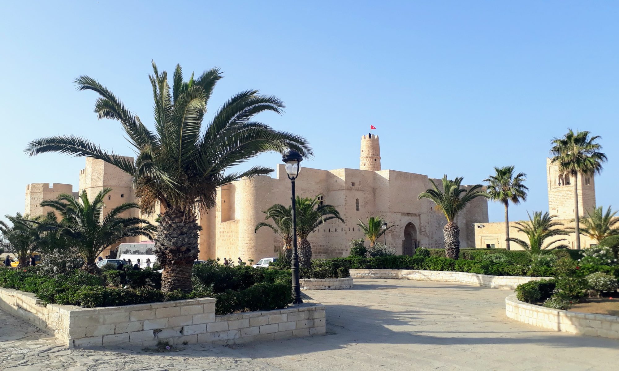 Monastir: Lugar de Vacaciones Relajadas con Ribat